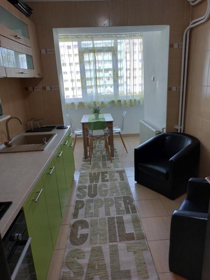 Apartament Central Renovat 3 Camere Bukarest Eksteriør billede